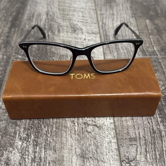 Toms Jenkins Glasses - Picture 2 of 7